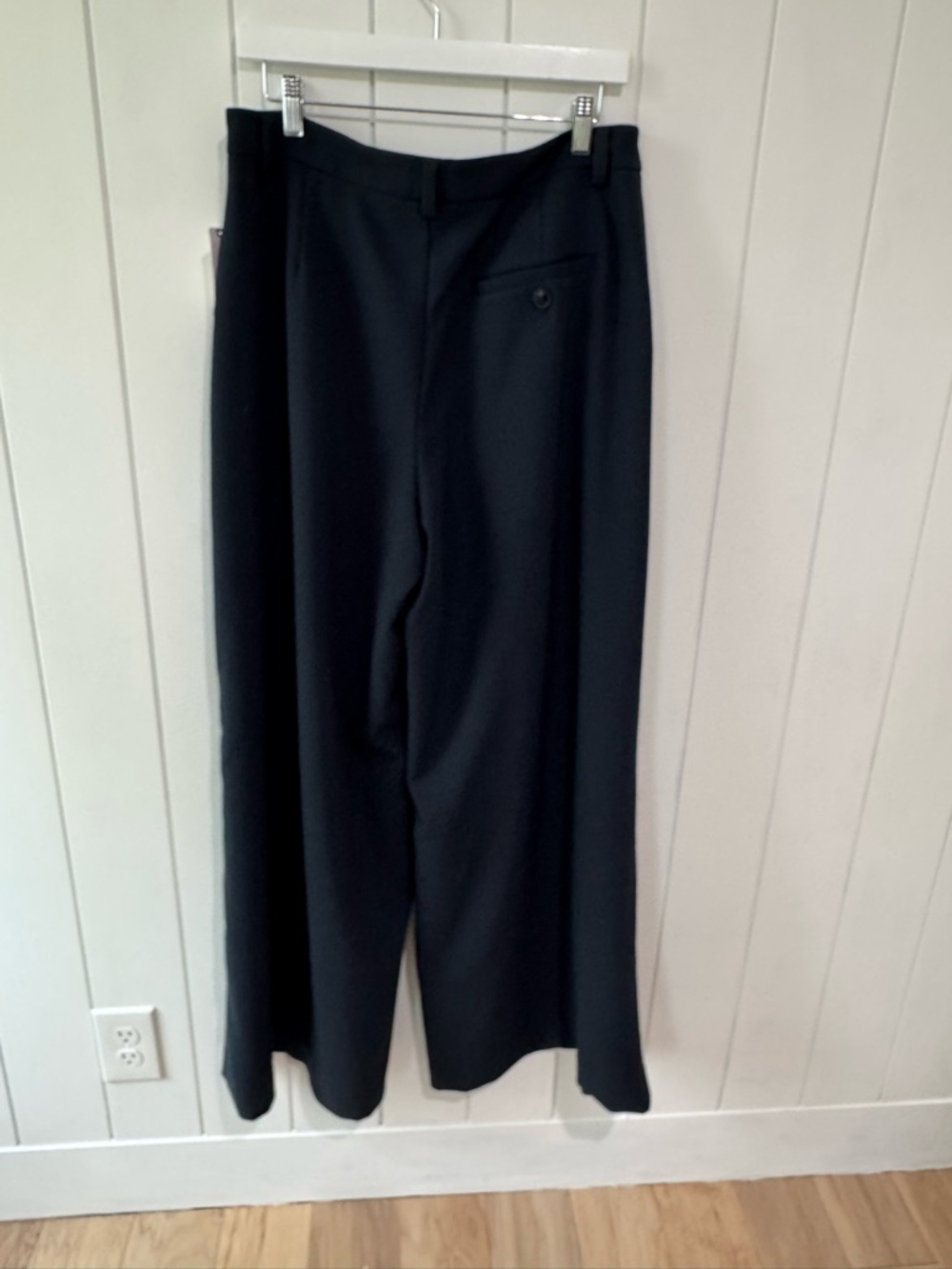 Anthropologie Maeve The Avery Wide-Leg Pleated Trousers in Navy - Picture 4 of 8
